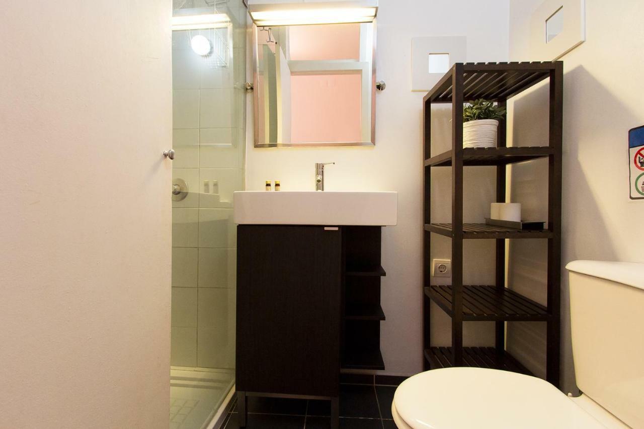 Typical Tailor Made Flat In Graca * Lisboa